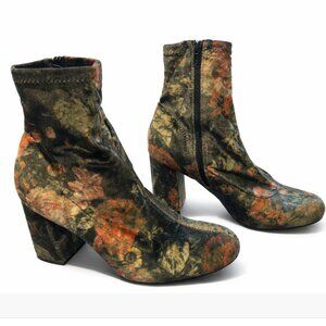 MIA Floral Velvet Ankle Boots – Size 9.5